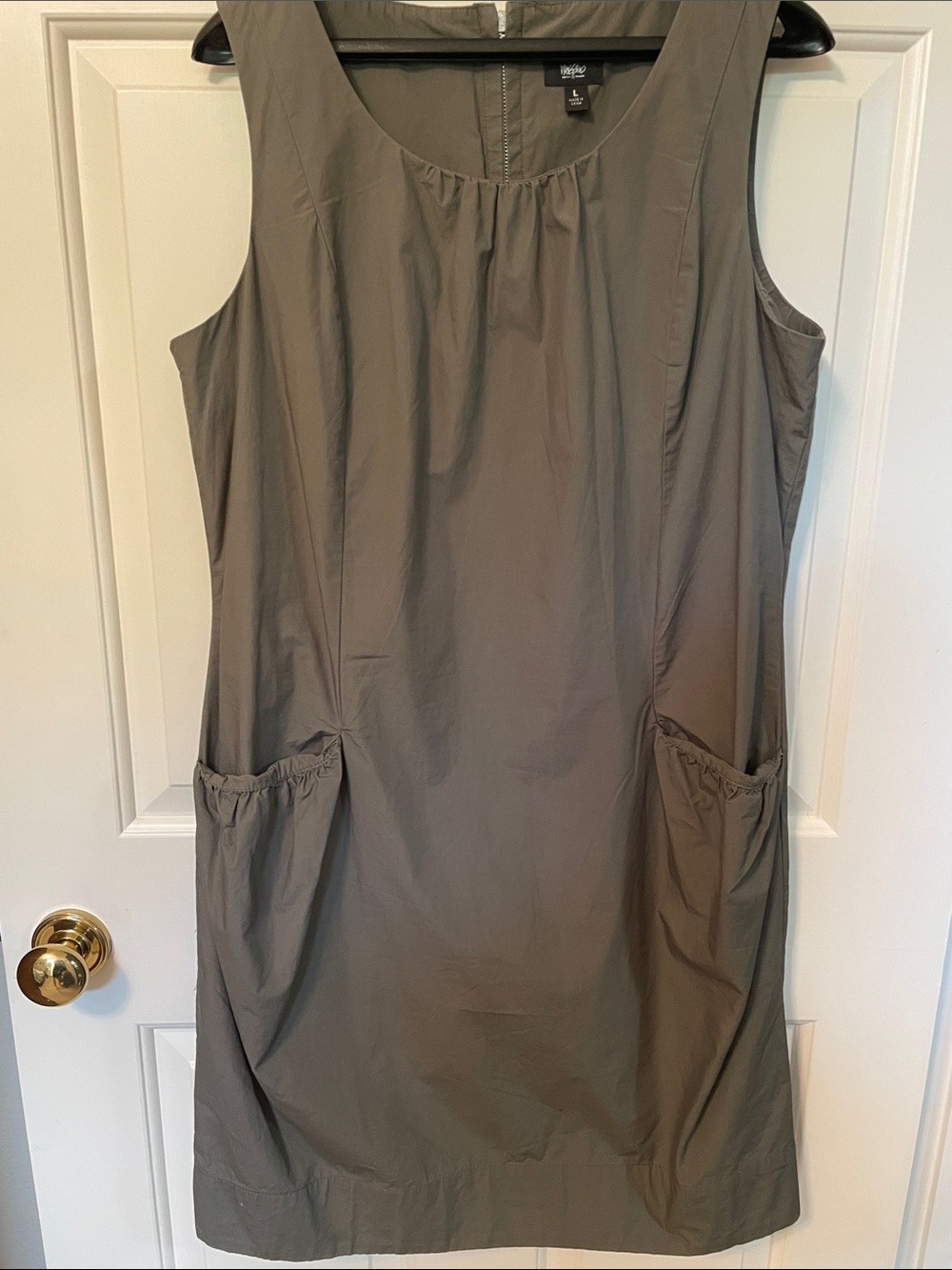 EUC Mossimo Sleeveless Shift Dress with Back Zipper